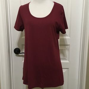 Bnwt maroon lularoe classic